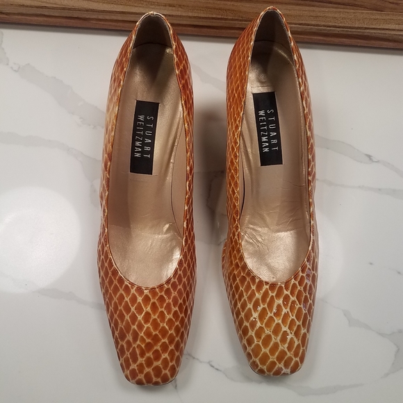 Vintage Stuart Weitzman Yellow Leather Heels Size 10 - Picture 2 of 13